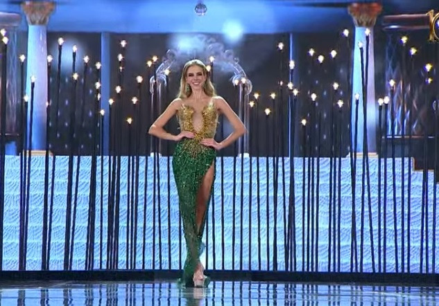 Nguoi dep Brazil dang quang Hoa hau Hoa binh Quoc te 2022-Hinh-16