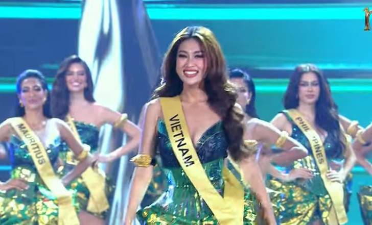 Nguoi dep Brazil dang quang Hoa hau Hoa binh Quoc te 2022-Hinh-30