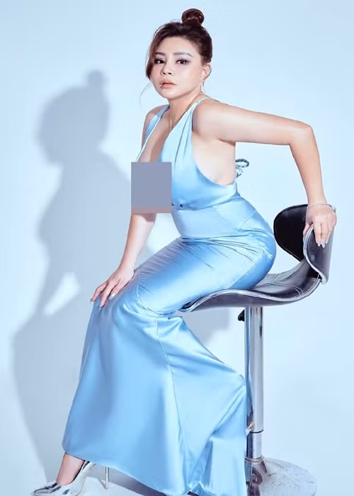 Ở tuổi 50, Lê Giang vẫn trẻ trung, gợi cảm. Ảnh: FBNV