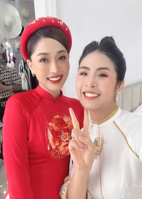 Theo Zing, lễ xin dâu được tổ chức ngay sau lễ ăn hỏi. Bình An và gia đình đón Phương Nga về quê nhà Phú Thọ. Ảnh: FB Ngọc Hân