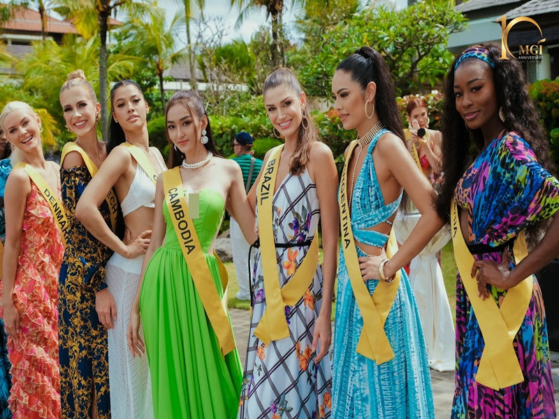 Isabella trở thành tâm điểm mỗi khi tham gia các hoạt động của cuộc thi.