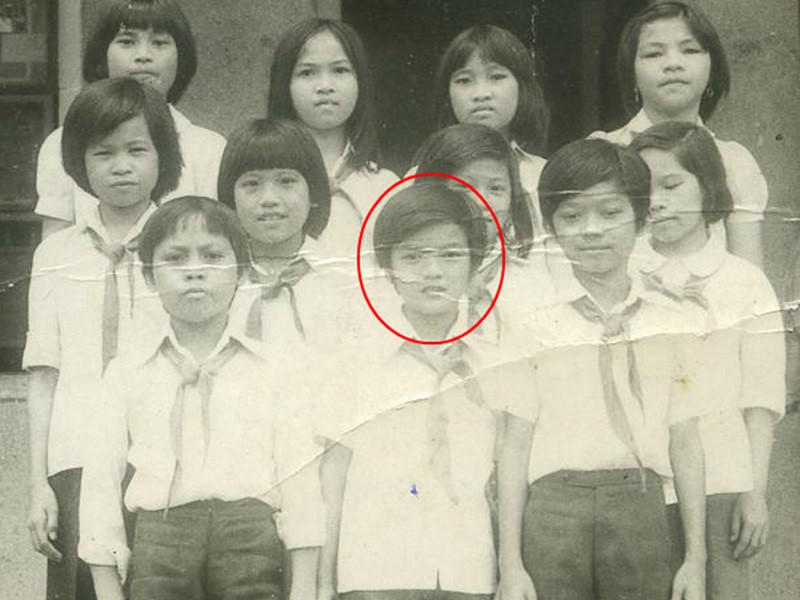 Nam ca sĩ khoe ảnh ngày còn đi học. Ảnh: Dân sinh