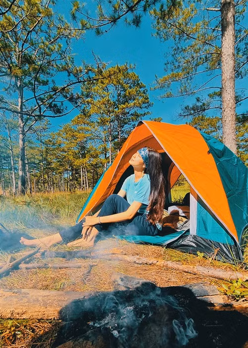 Bảo Ngọc tâm sự, khi đi nhiều, cô cảm thấy thế giới vật chất quanh mình bớt quan trọng hơn. Ảnh: FBNV