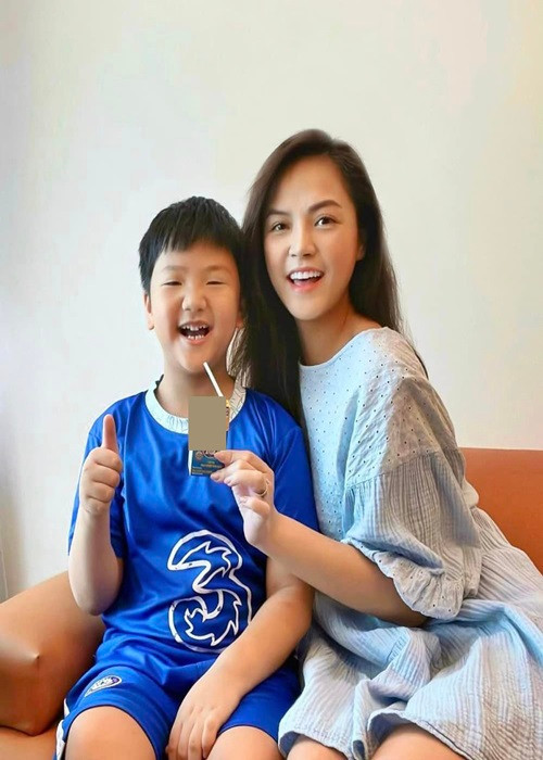 Con trai của Thu Quỳnh tên thân mật là Be, sinh năm 2015. Bé Be là trái ngọt tình yêu của nữ diễn viên phim “Hành trình công lý” và chồng cũ Chí Nhân.