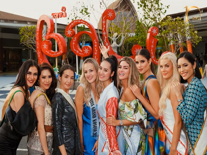 Theo Dân Trí, cuộc thi năm nay vẫn tổ chức vòng thi áo tắm. Phần thi này sẽ phát sóng trên toàn cầu, riêng người dân tại Indonesia sẽ không thể xem để tôn trọng văn hóa tín ngưỡng ở đây. Ảnh: Miss Grand International