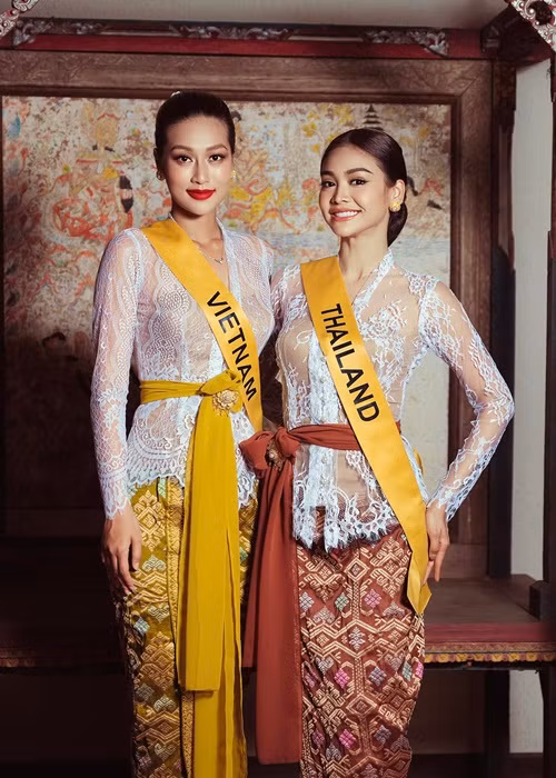 Ban tổ chức Miss Grand International - Hoa hậu Hòa bình Quốc tế công bố cổng bình chọn giải thưởng "Country's Power of the year" đã đóng vào lúc 22h ngày 18/10 (giờ Jakarta). Phía Đoàn Thiên Ân cho biết, hình ảnh của đại diện Việt Nam đã có hơn 4 triệu lượt bình chọn trên nền tảng Instagram của Miss Grand International, hơn đại diện Thái Lan chưa đến 1000 lượt bình chọn. Ảnh: Miss Grand International