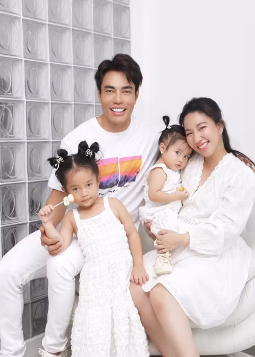 Lê Dương Bảo Lâm hiện tại là một trong những diễn viên hài có tổ ấm hạnh phúc nhất nhì của showbiz Việt.