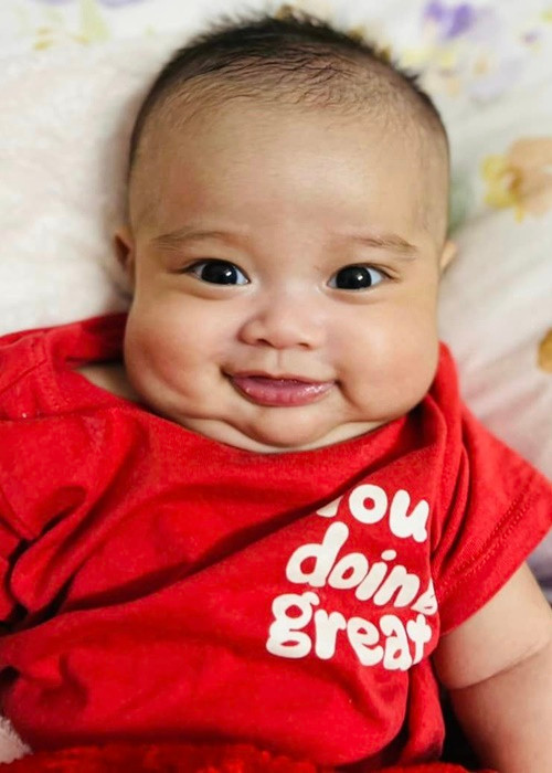 Trước đó, Lê Dương Bảo Lâm "xin vía" cho quý tử đẹp trai giống Song Luân, giọng cười "có tiết tấu" như Kiều Minh Tuấn, giàu có như Lý Nhã Kỳ.