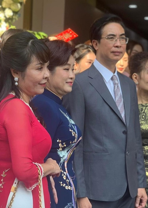 Ông Đỗ Ngọc Giao - bố Hoa hậu Đỗ Mỹ Linh chia sẻ trên Tiền Phong: "Hai con đã quen biết từ lâu và suy nghĩ chín chắn trước khi đưa ra quyết định kết hôn. Tôi rất vui khi hai con yêu thương nhau và đều là người hướng về gia đình". Ảnh: Tiền Phong