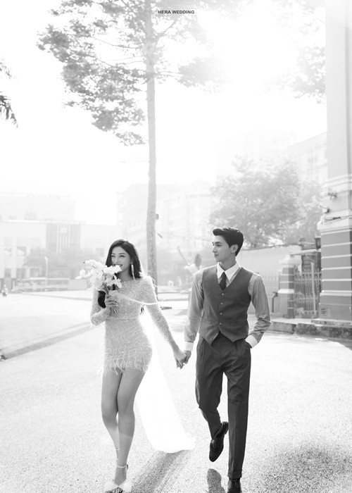 Lấy chồng ở tuổi 24, nàng á hậu cho biết, cô cảm thấy năm nay là một năm đẹp để có thể thực hiện những dự định lớn trong đời.