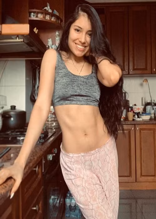 Những đường nét trên gương mặt của người đẹp Venezuela rất hài hòa.