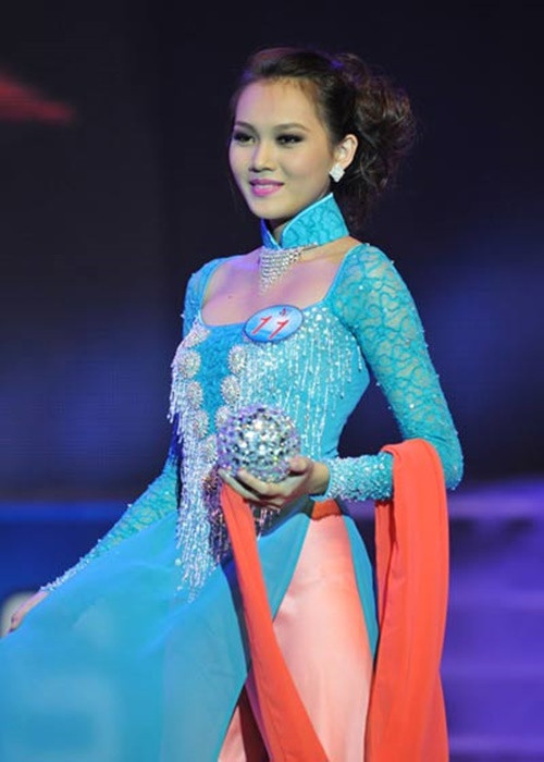 Chân dài gốc Hậu Giang sở hữu gương mặt đậm chất Á đông, vóc dáng gợi cảm. Ảnh: Người lao động