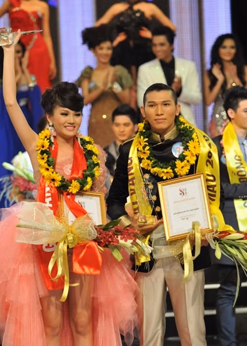 Nhan sắc của Ngọc Thạch khi giành giải Vàng cuộc thi Siêu mẫu Việt Nam 2010. Ảnh: Vnmedia