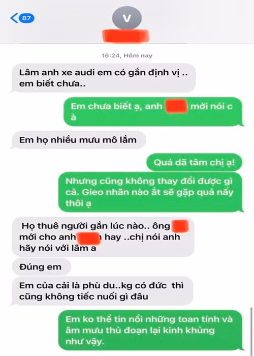 Nữ người mẫu công khai tin nhắn được thông báo xe hơi bị gắn thiết bị định vị. Ảnh: FBNV