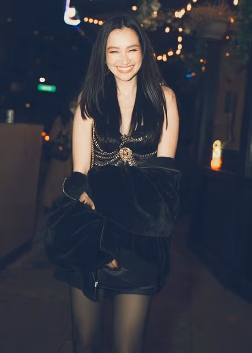 Trúc Diễm nhanh chóng cân bằng được cuộc sống sau biến cố tình cảm. Sau thông báo ly hôn, người đẹp sinh năm 1987 thường xuyên đăng tải hình ảnh vui vẻ, rạng rỡ trên mạng xã hội.