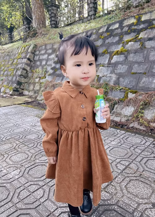  Con gái của Jack sống cùng mẹ từ khi chào đời. Theo Thiên An, tình cũ chu cấp cho con mỗi tháng 5 triệu.