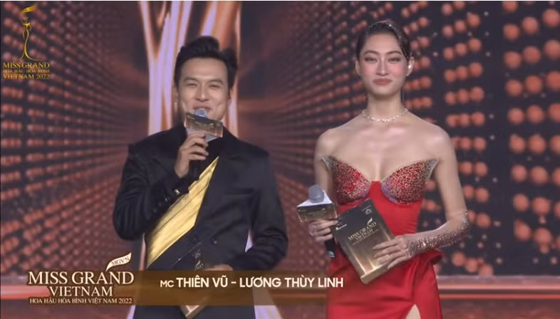 Đoàn Thiên Ân đăng quang Hoa hậu Hòa bình Việt Nam 2022 - Hình 33 Doan Thien An dang quang Hoa hau Hoa binh Viet Nam 2022-Hinh-33