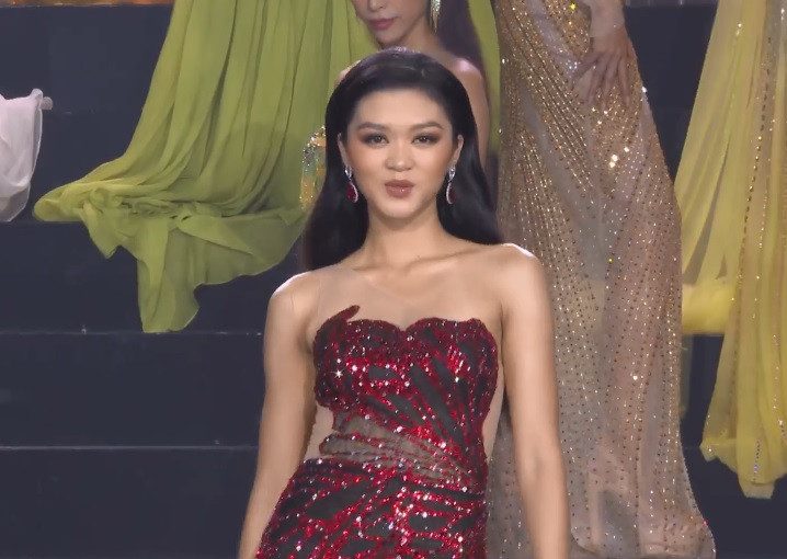 Doan Thien An dang quang Hoa hau Hoa binh Viet Nam 2022-Hinh-19