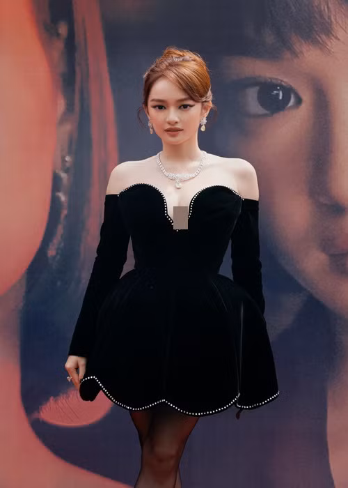 Giống Lan Ngọc, Kaity Nguyễn cũng vào vai chính trong "Cô gái từ quá khứ". Ảnh: Thế giới tiếp thị