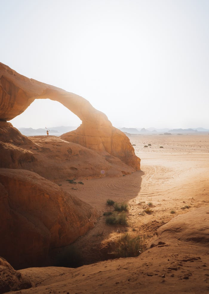 Turri chụp bức ảnh thiên nhiên tuyệt đẹp này tại thung lũng Wadi Rum, Jordan.