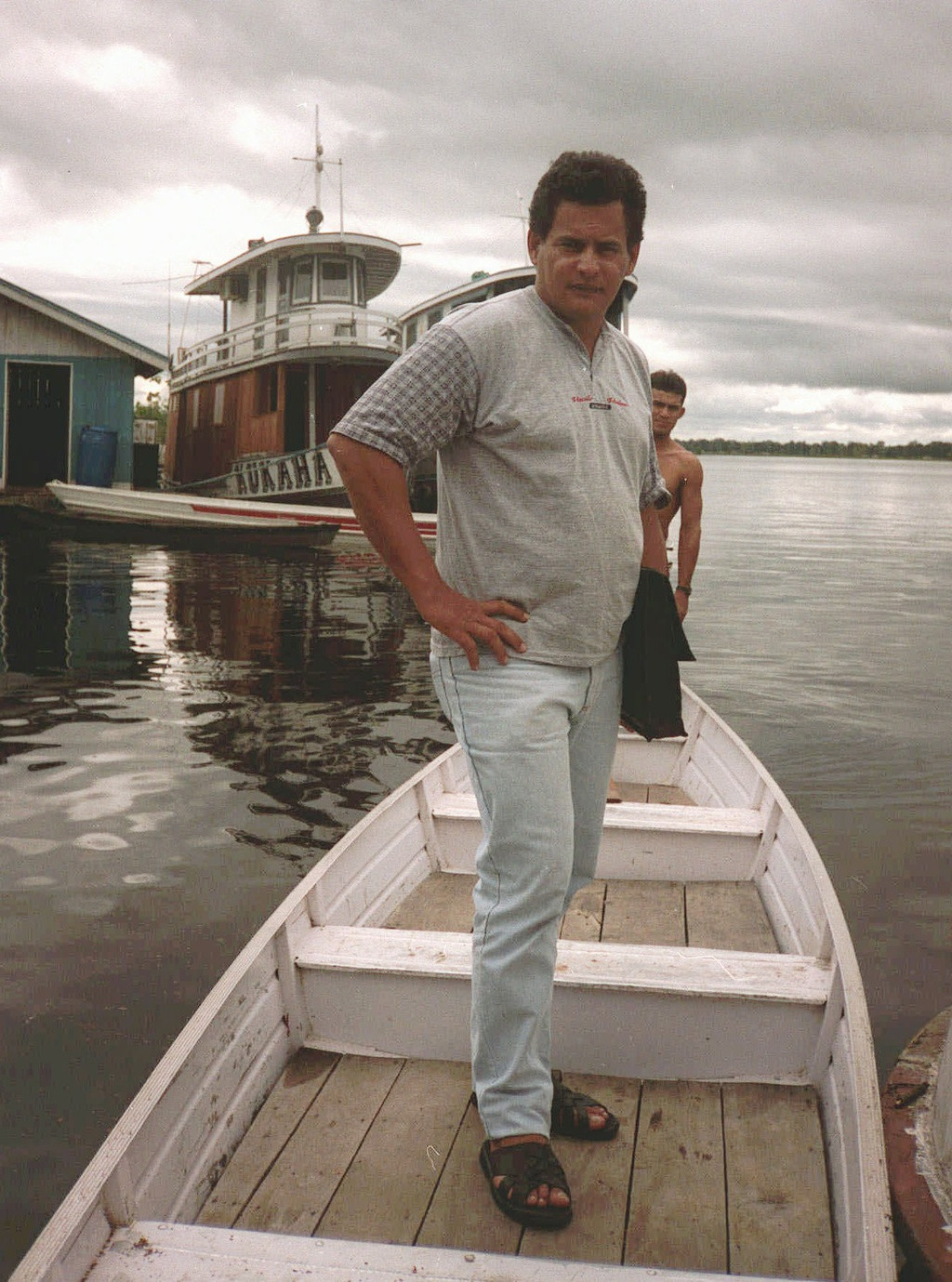 Ca doi bao ve Amazon, 