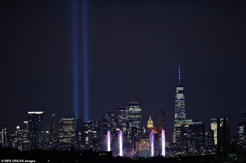 Canh “la” o New York dip tuong niem 19 nam vu khung bo 11/9-Hinh-8