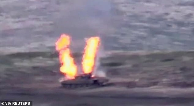 Người đứng đầu khu vực Nagorno-Karabakh, Arayik Harutyunyan, cho biết một số vị trí trong khu vực này đã rơi vào tay Quân đội Azerbaijan trong bối cảnh các cuộc đụng độ mới.