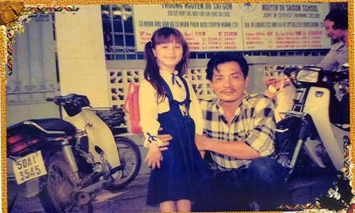 Diem My 9x bi “dao xoi” loat anh cu dung canh sao than tuong-Hinh-2