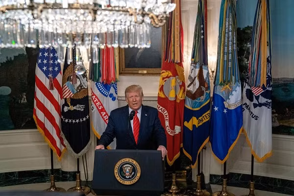 Bau cu My: Hang chuc tuong linh ung ho Tong thong Trump tai dac cu