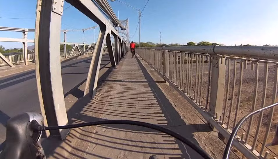 Can canh cay cau hien dai tung “vo dung” nhat the gioi-Hinh-4