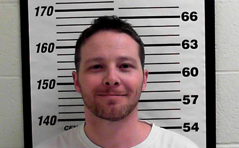 William Clyde Allen III (ảnh), một cựu binh hải quân ở bang Utah, sau đó bị bắt giữ và truy tố vì liên quan đến những bức thư chứa chất kịch độc ricin gửi tới Tổng thống Trump và các quan chức quân đội Mỹ. Ảnh: AP.