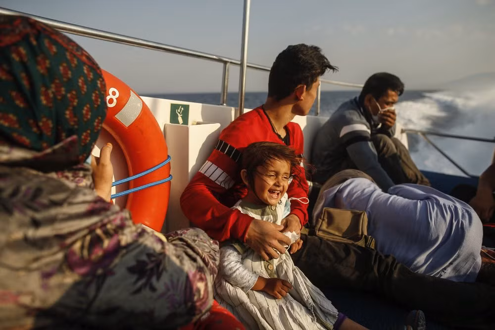 Trong khi đó, Hy Lạp khẳng định lực lượng bảo vệ bờ biển nước này đã giải cứu 3.150 người di cư trong khoảng 100 sự cố trong năm nay.