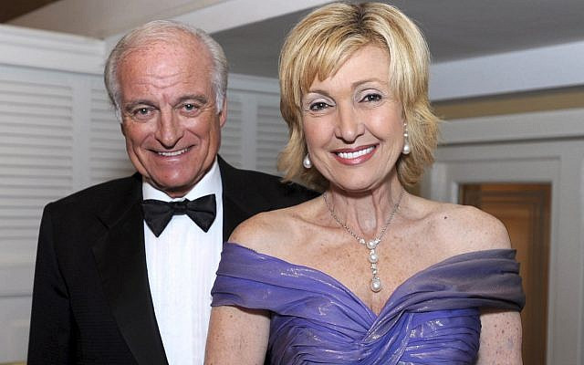 Chan dung nu Dai su My la bang huu lau nam cua ong Trump-Hinh-7