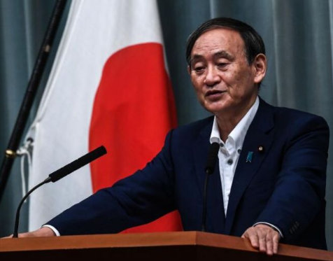 Sau khi quay trở lại cương vị Thủ tướng Nhật Bản vào năm 2012, ông Abe đã chọn ông Suga làm Chánh văn phòng Nội các, đóng vai trò là người phát ngôn hàng đầu của chính phủ và điều phối các chính sách. Ảnh: SNT.