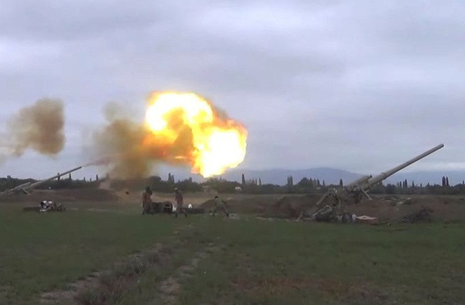 Trong khi đó, Thổ Nhĩ Kỳ, đồng minh của Azerbaijan, đã đổ lỗi cho Armenia về vụ đụng độ bùng phát vừa qua, đồng thời cam kết sẽ "hỗ trợ đầy đủ" cho Azerbaijan. Ảnh: Reuters.