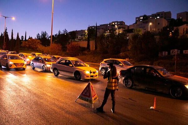 Chính phủ Israel quyết định áp đặt lệnh phong tỏa toàn quốc trong 3 tuần, kể từ 14h ngày 18/9, nhằm đối phó với làn sóng dịch bệnh COVID-19. Ảnh: Times Of Israel.