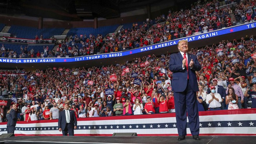 Ban vận động tranh cử của Tổng thống Trump và Ủy ban Quốc gia Đảng Cộng hòa cho biết họ đã liên hệ với 100 triệu cử tri và thực hiện 100 triệu lượt gõ cửa. Ảnh: Reuters.