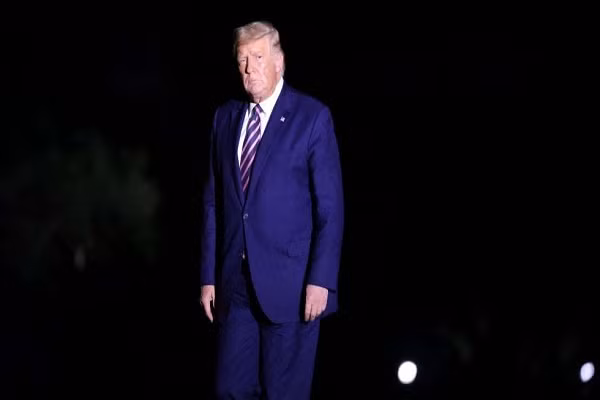 Ly giai su bat len cua ong Trump khi bau cu My can ke