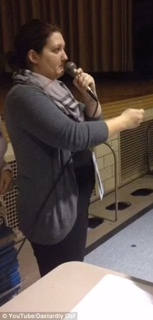 Ba Hillary Clinton da gianh thang loi bau cu bang tung dong xu