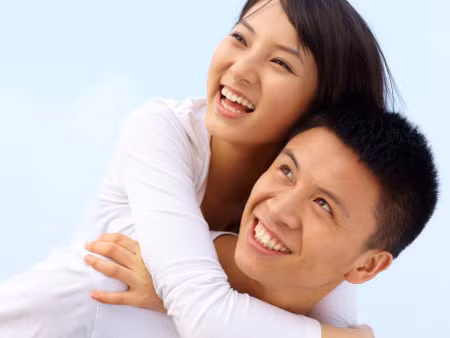 Tuổi Mão: Nam giới tuổi Mão luôn đem lại cảm giác an toàn cho bạn đời của mình. Tình yêu thuần khiết, chân thành, không cần báo đáp dành cho vợ là ưu điểm vượt trội của người tuổi Mão so với những con giáp khác. Ảnh: phununews.vn. (Bài viết chỉ mang tính tham khảo, cung cấp nội dung trắc nghiệm vui cho bạn đọc). 