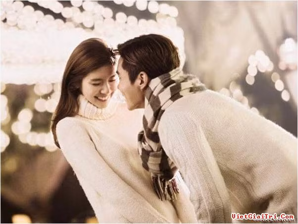 Tuổi Tuất: Nam giới tuổi Tuất đa phần là những người có khả năng ngoại tình thấp nhất trong số 12 con giáp nam. Sự chung thủy của họ chỉ có thể đứng thứ nhất. Họ là người cả đời chỉ yêu duy nhất vợ mình, đồng thời cũng yêu cầu bạn đời cũng phải như vậy với họ. Ảnh: vietgiaitri.com.