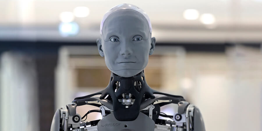 Ameca là một robot hình người do công ty robot Anh Engineered Arts tạo ra. Dự án đã được tiết lộ trong một video được công bố vào tháng 12 năm 2021, và sau đó là trực tiếp tại sự kiện CES 2022. Ảnh: @Telecom Review.