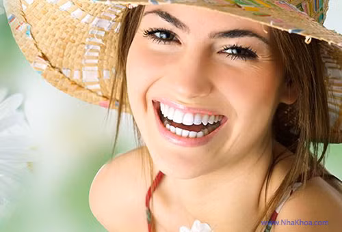 Số lượng răng: Người có 38 chiếc răng, thường có số mệnh “Vương Hầu”, người có 36 chiếc răng sinh ra đã định sẵn có số làm quan. Ảnh: nha khoa.com.