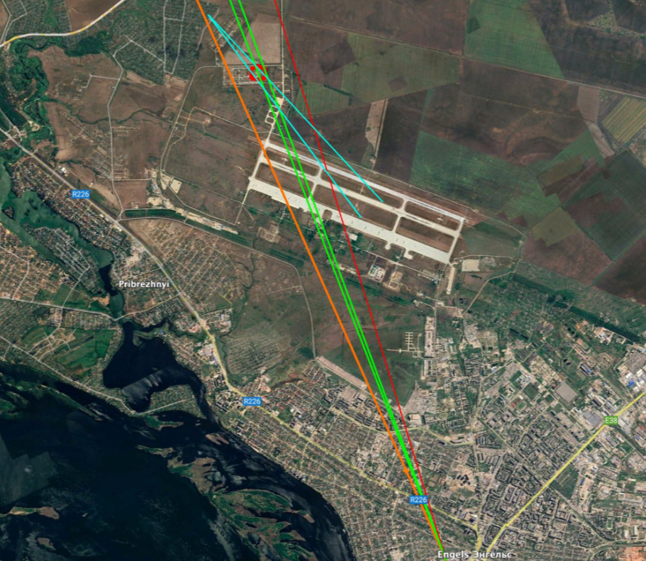 Một lần nữa, điều này đặt ra câu hỏi về khả năng phòng không tại địa phương, mặc dù chính quyền Nga thường tuyên bố rằng, họ đã đánh chặn thành công hầu hết các máy bay không người lái Ukraine được gửi đến. Ảnh: @Ukraine Battle Map.