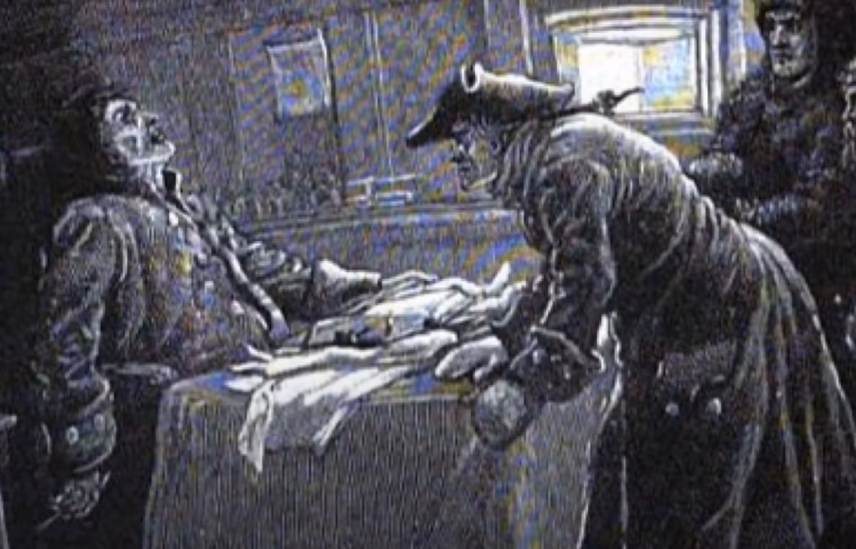 Họ nhanh chóng đến gần, lên tàu để xem thì thấy phi hành đoàn của Octavius đã chết từ lâu, đông cứng, thuyền trưởng cũng ngồi thẳng đông cứng tại bàn làm việc. Các thành viên phi hành đoàn của Herald vô cùng sợ hãi trước những gì họ thấy. Ảnh: @The Jolly Reiver.