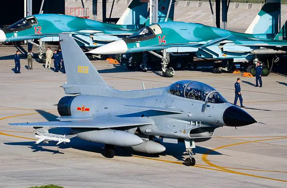 Được biết, Chengdu J-10C của Pakistan là máy bay chiến đấu đa năng một động cơ do Tập đoàn Hàng không Vũ trụ Thành Đô của Trung Quốc phát triển. Và Pakistan đã mua ít nhất 25 chiếc máy bay chiến đấu J-10C này. Ảnh: @MilitaryLeak.