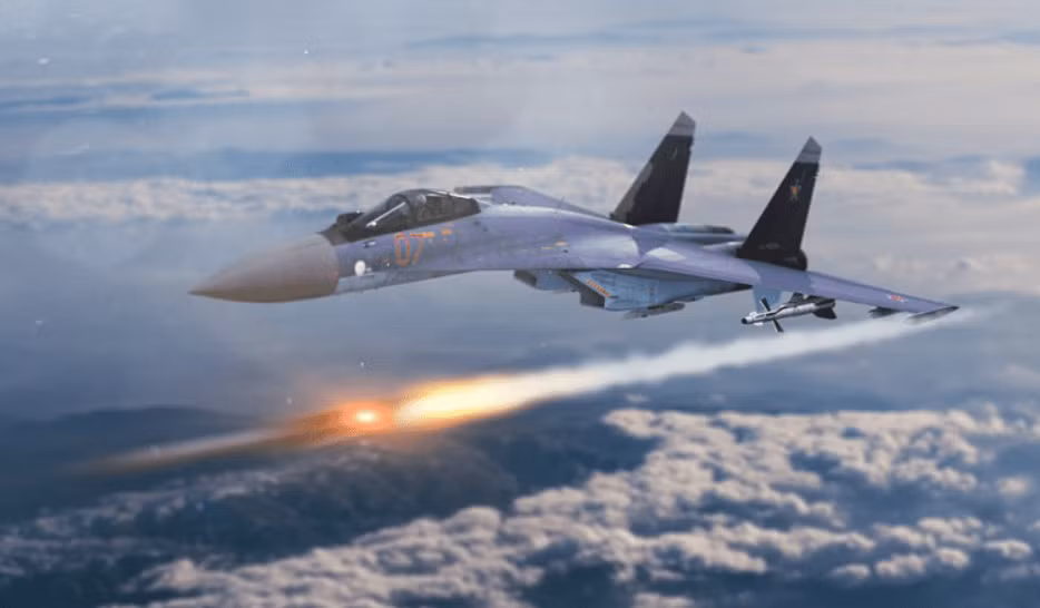 Việc Algeria mua những máy bay phản lực này giúp tăng cường sức mạnh cho lực lượng không quân của nước này, hiện đang vận hành hơn 70 máy bay chiến đấu Su-30MKA, 40 máy bay MiG-29 và các máy bay khác do Nga sản xuất. Ảnh: @Iran GeoMil.