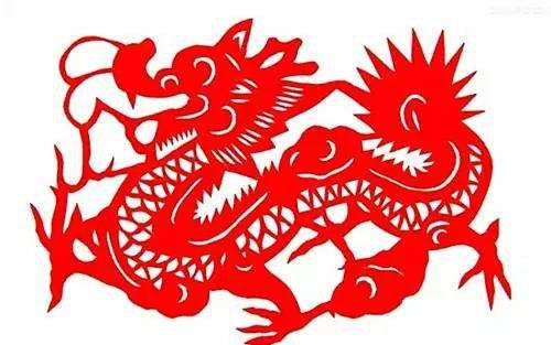 Tuổi Thìn: Người tuổi Thìn tư chất thông minh, tính cách khiêm tốn, hòa nhã, hơn nữa tài vận của con giáp này tương đối suôn sẻ.