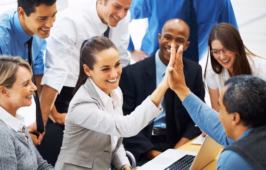 Tuổi Sửu và tuổi Thân: Người tuổi Sửu làm mọi việc rất chắc chắn, ổn định, còn người tuổi Thân lại rất thông minh. Chính vì vậy hai con giáp này hợp tác kinh doanh, chắc chắn sẽ thu được những thành tựu khiến người khác phải thán phục. Ảnh: remcuabinhan.com. 