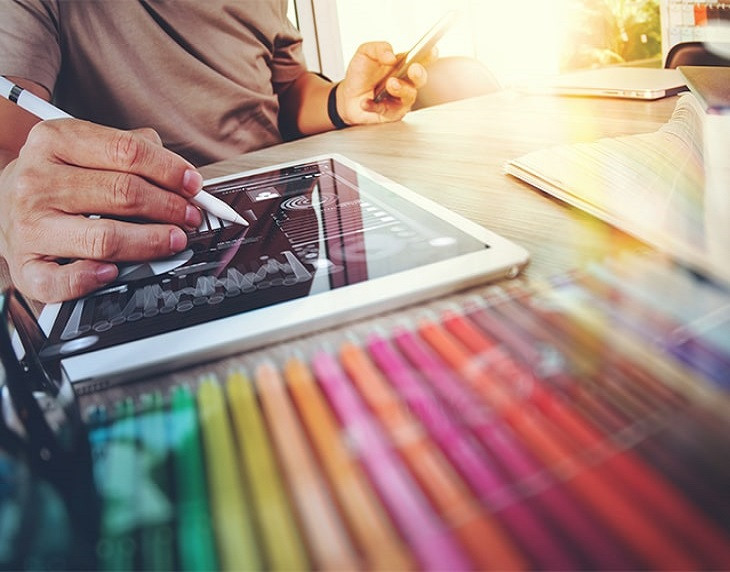 Việc loại bỏ con người khỏi những vai trò này có thể chứng minh là hiệu quả về mặt chi phí cho các doanh nghiệp. Ảnh: @World University of Design.